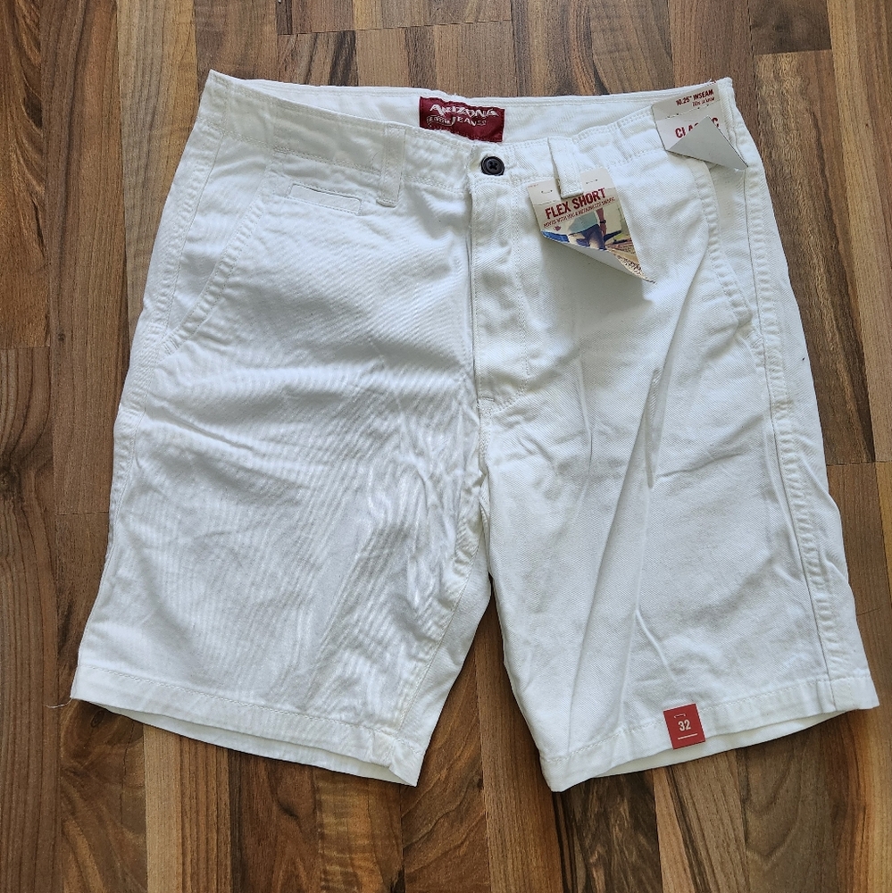 NWT White Men's Shorts